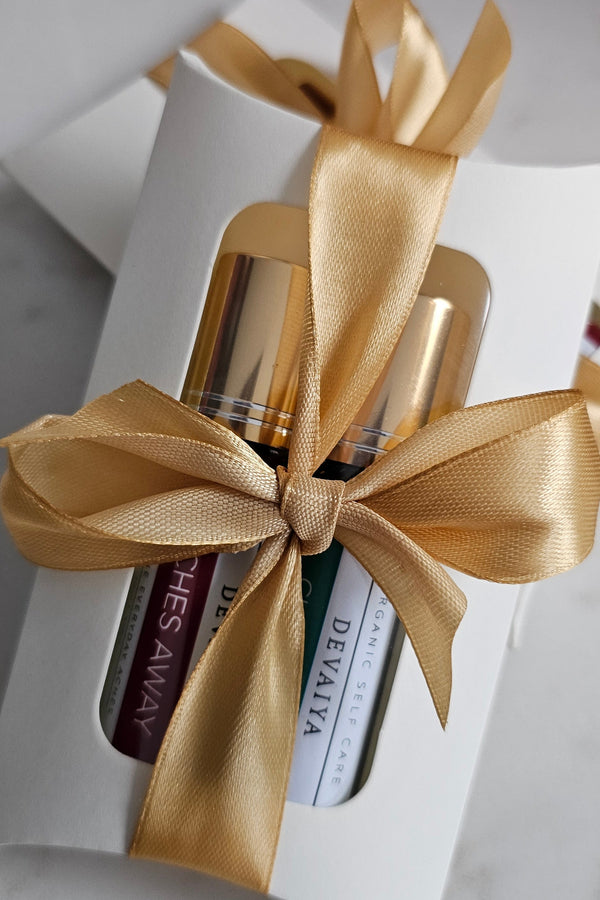 Wellbeing Gift box with a gold ribbon